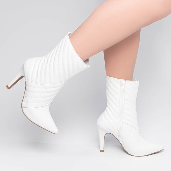 Bota Bico Fino Feminina 67026